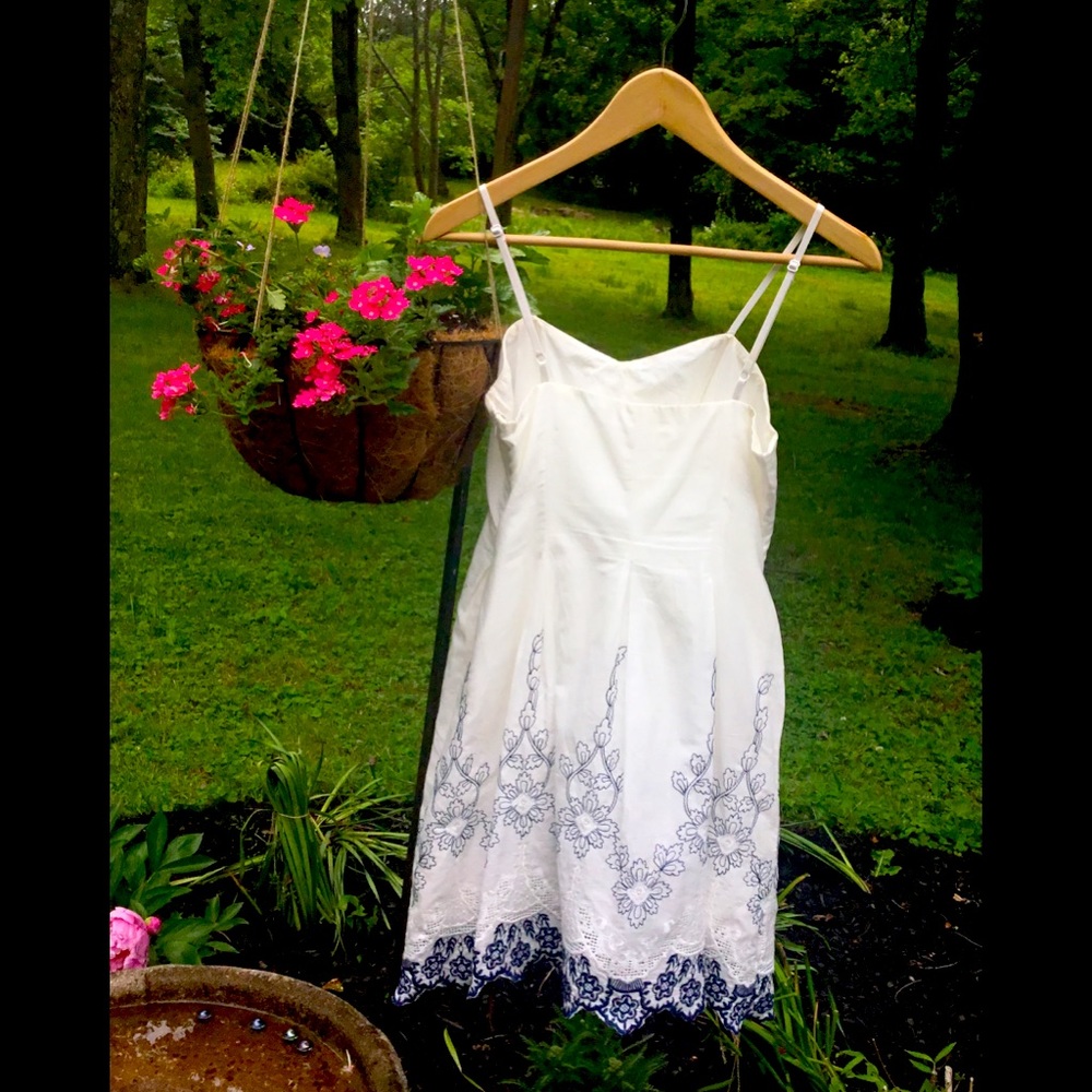 Embroidered Dress - Picture 2 of 4
